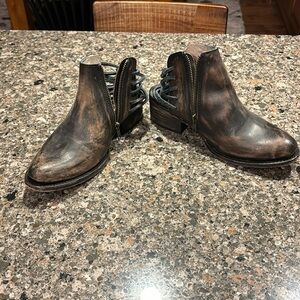 Jojo Freebird boots.